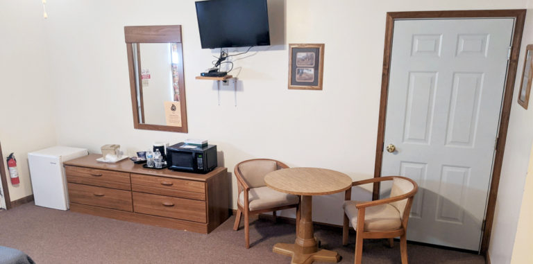 Standard Room Amenities_Black Forest Inn